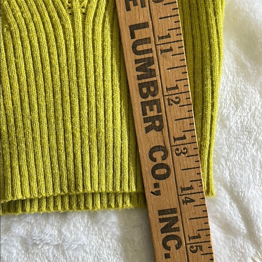 Isalis Ribbed Crop Top Sweater Small Lime Green Sweetheart Neckline Y2K - Picture 11 of 14